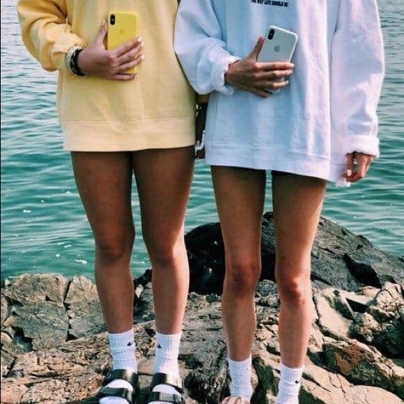 ULTIMATE SWEATER MYSTERY BOX - Picture 5 of 11